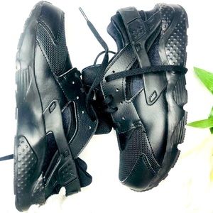 Nike Huarache (Youth Size)